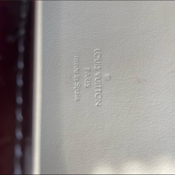 Authentic Louis Vuitton purse - Picture 9 of 10